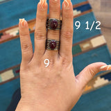 The Scarlett - Puple Spiny Oyster