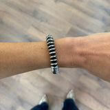 Saucer Navajo Pearl Stretch Bracelet - 12mm